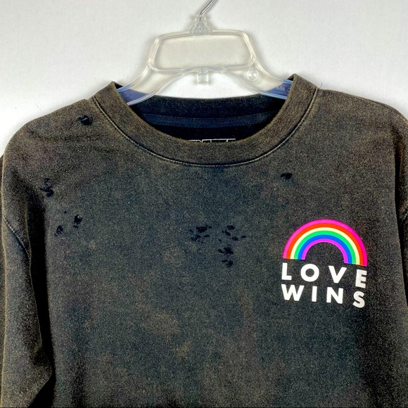 FREEZE Love Wins Distressed Sweatshirt S - Picture 2 of 5